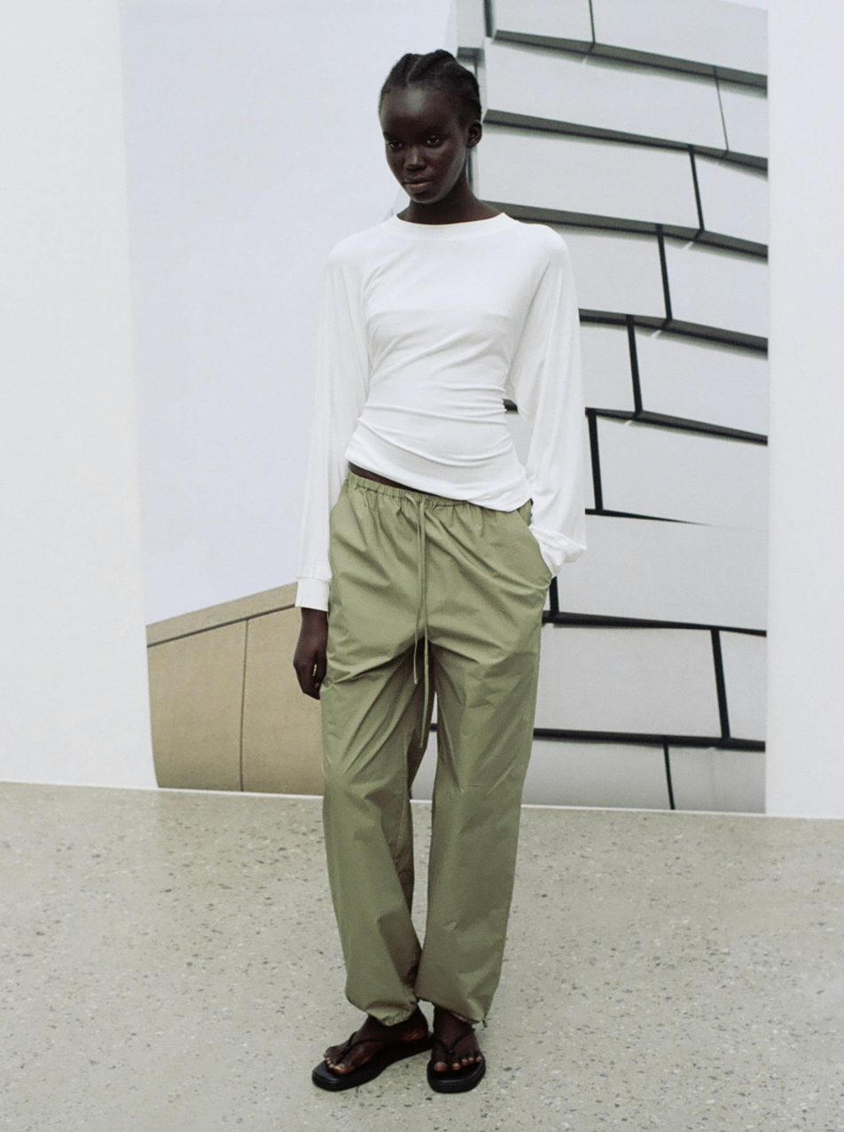 CONVERSATION WITH : JUNG WONKYUNG,  FOUNDER OF THE LOOM ATELIER.