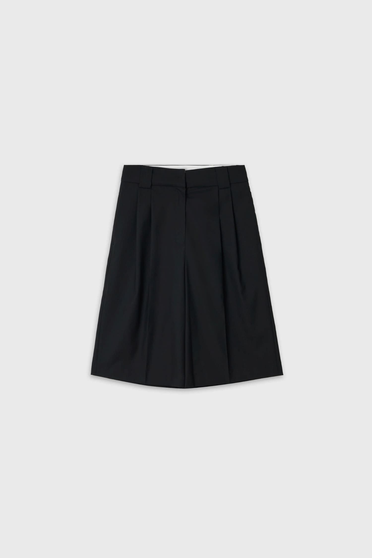 The Loom black tailored summer wool shorts flat lay front view with pleated front